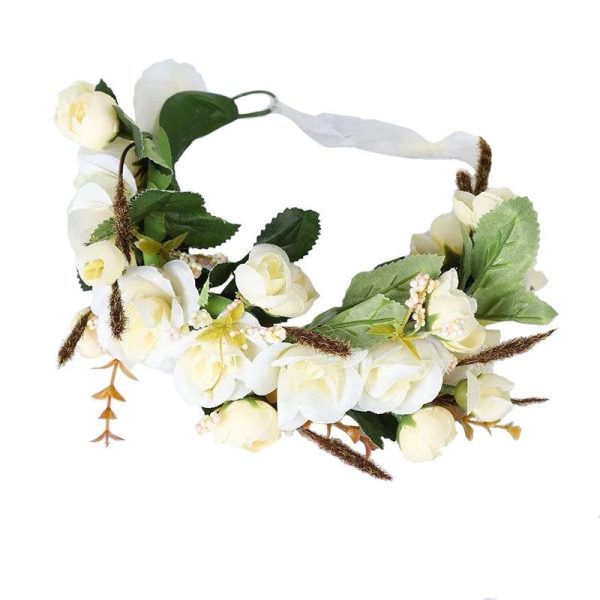 couronne de fleurs blanches
